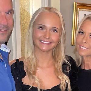 Meet your Posher, Ella